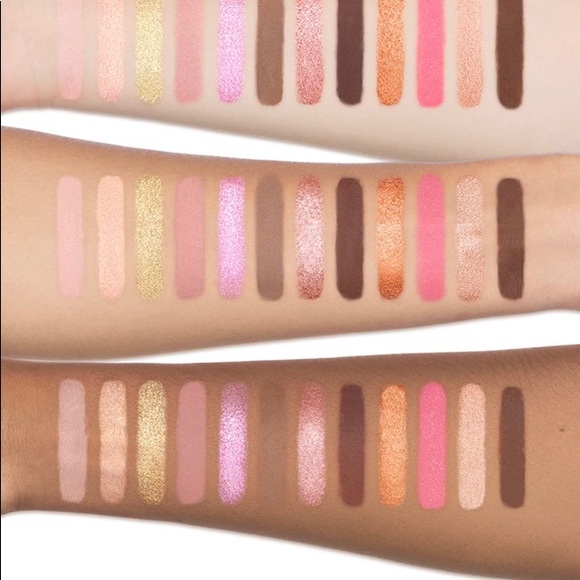 Too Faced Christmas 🎄 In The City Limited Edition Makeup 💄 Collection.NIB.FIRM - Picture 12 of 16